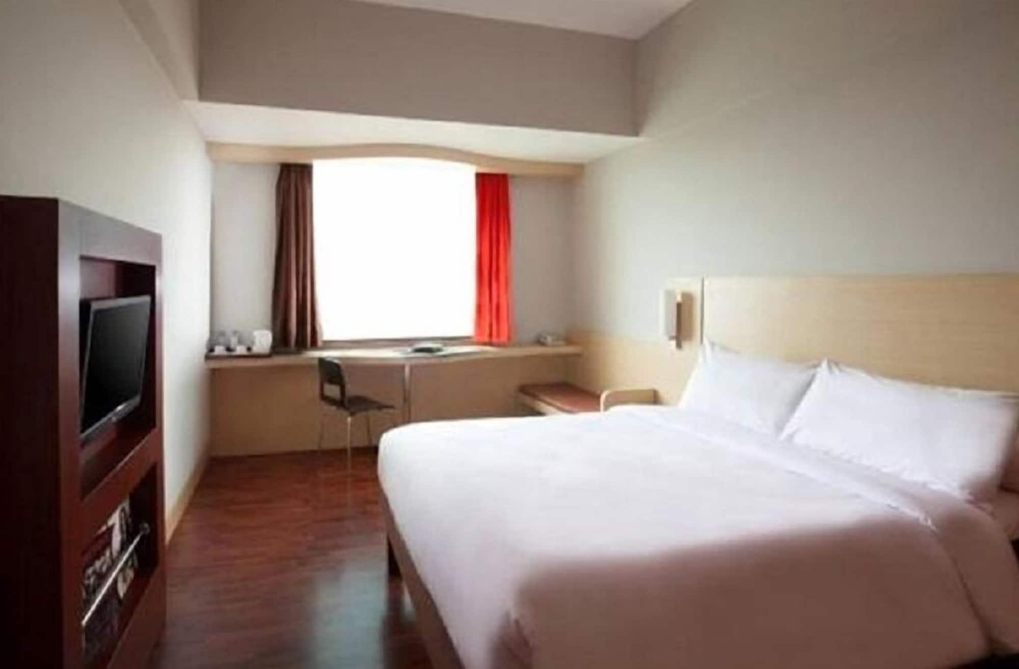 Hotel Horison Arcadia Mangga Dua Giacarta Esterno foto