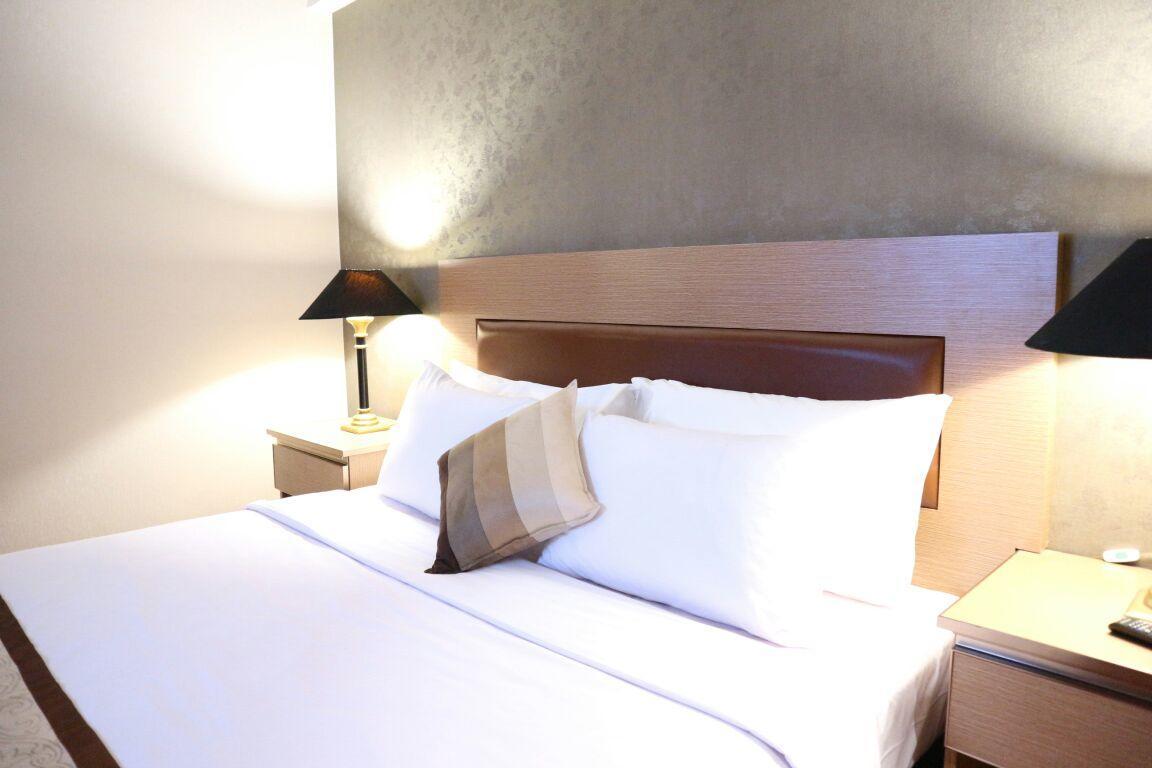 Hotel Horison Arcadia Mangga Dua Giacarta Esterno foto